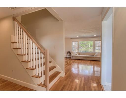 25 Cloverleaf Road Leominster, MA 01453 - Photo 2 of 30 Gallery Image 2