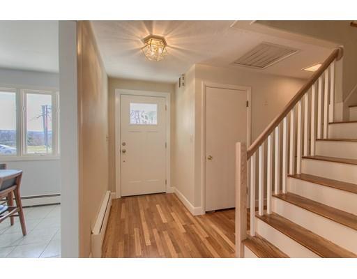 25 Cloverleaf Road Leominster, MA 01453 - Photo 3 of 30 Gallery Image 3