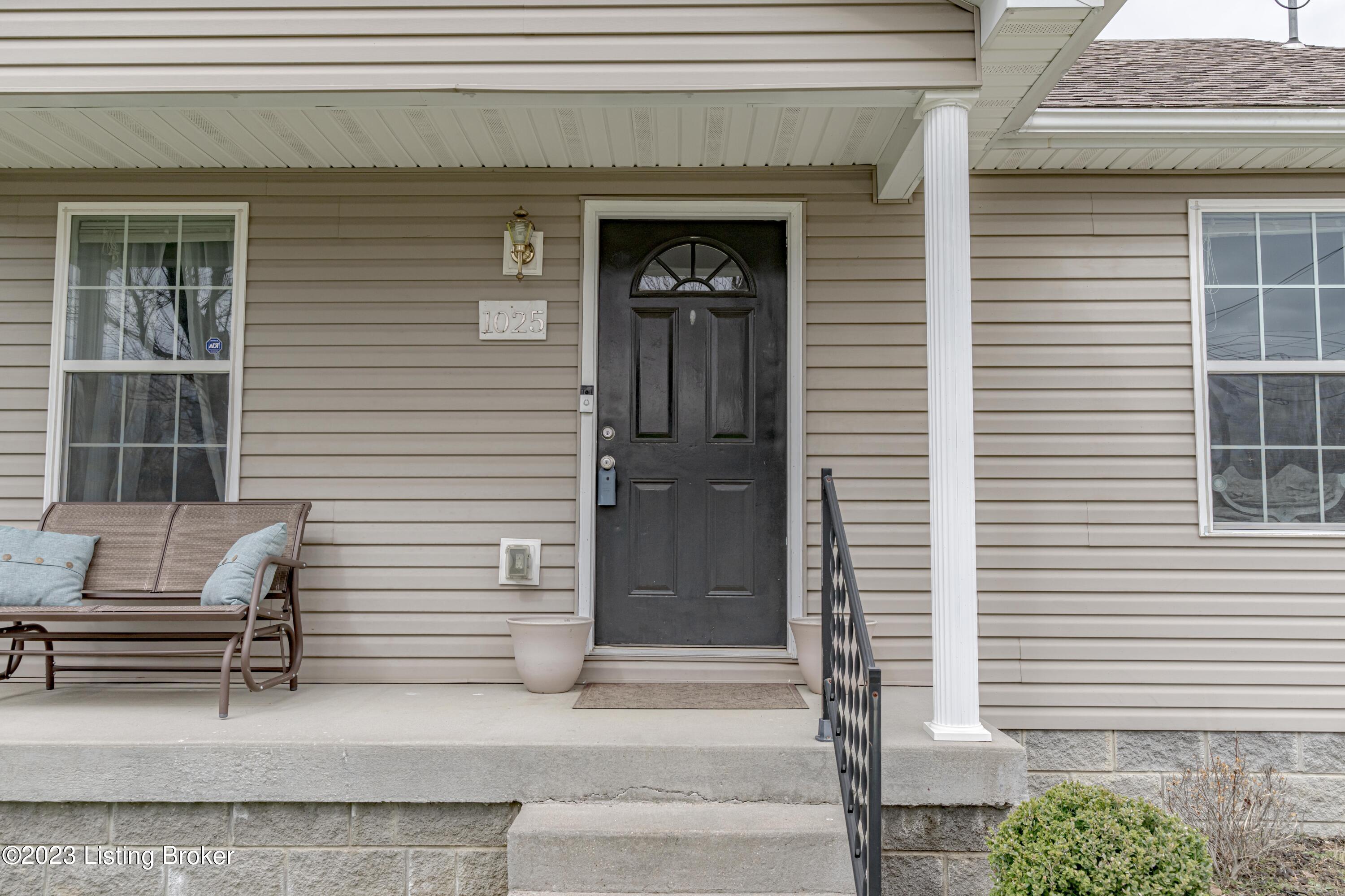 1025 Reeves Road Louisville, KY 40219 - Photo 40 of 41 DSC07589