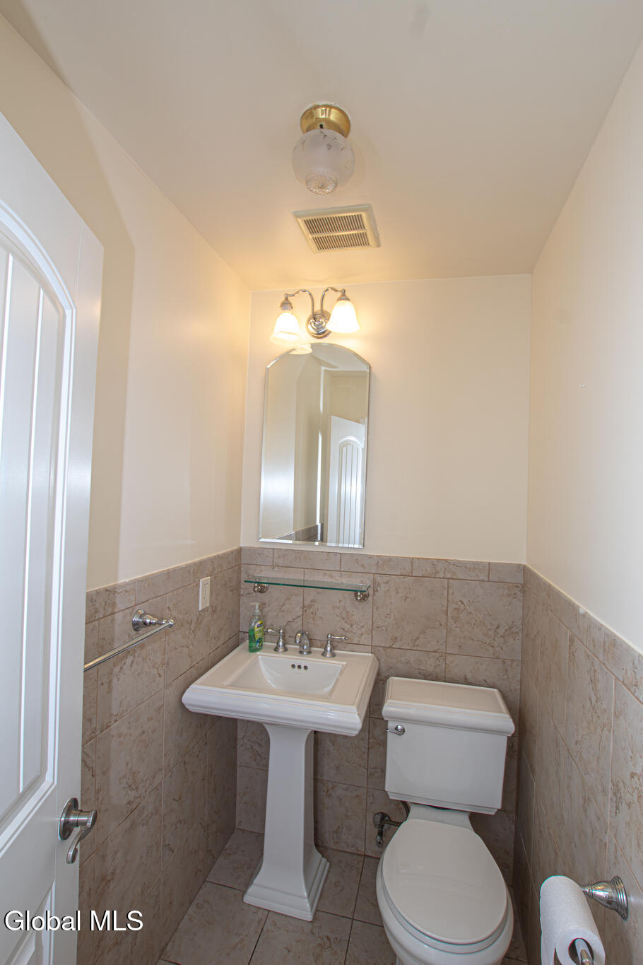 4 Rustyville Road Colonie, NY 12205 - Photo 20 of 35 4 rustyville-22