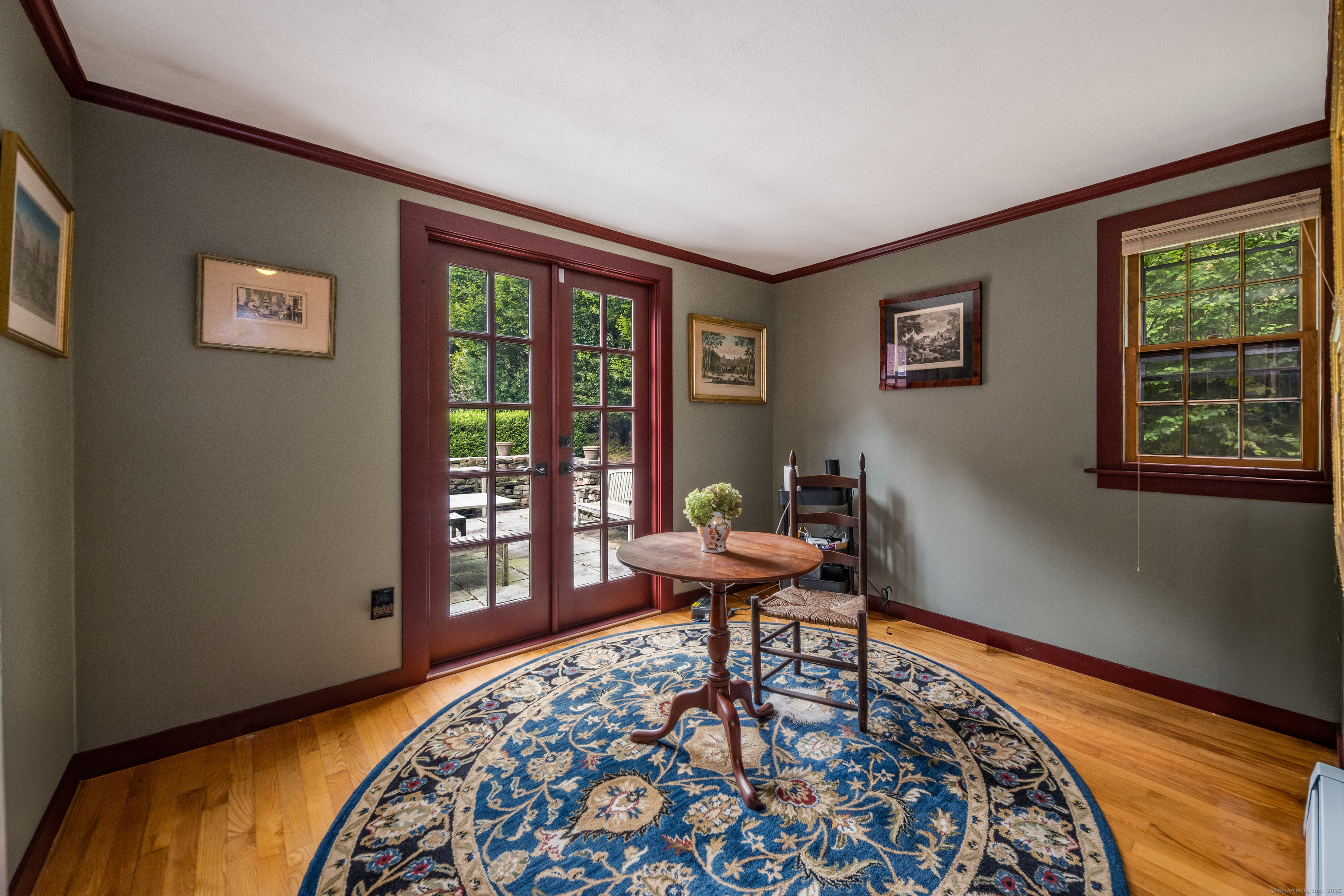 575 Leetes Island Road Guilford, CT 06437 - Photo 23 of 39 a bedroom with a bed and a window
