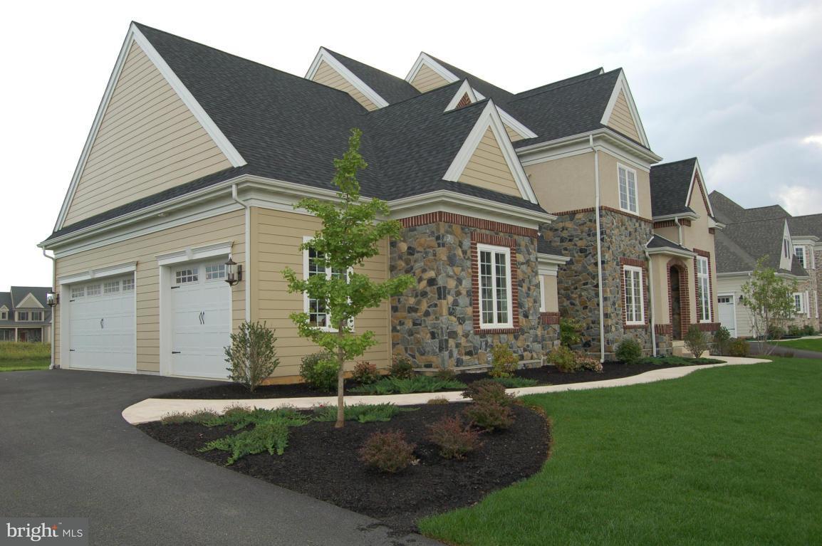 729 Integrity Drive, Unit 122 Lititz, PA 17543 - Photo 1 of 21 Gallery Image 1