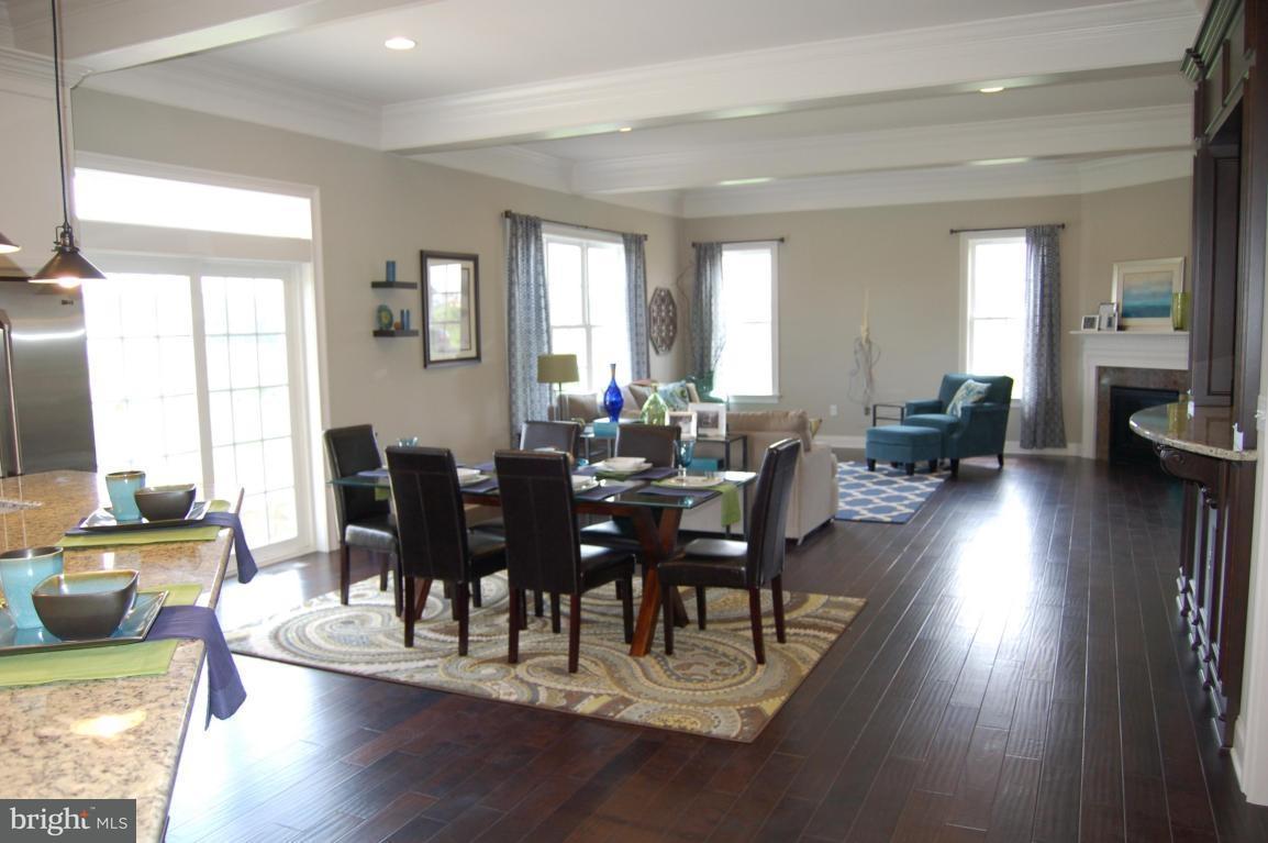 729 Integrity Drive, Unit 122 Lititz, PA 17543 - Photo 4 of 21 Gallery Image 4