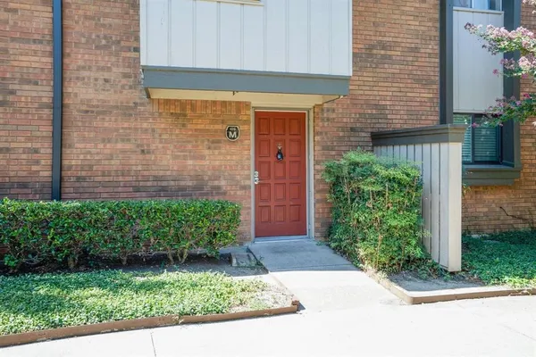$1,750 | 2809 Lineville Drive, Unit 105, Farmers Branch, TX 75234