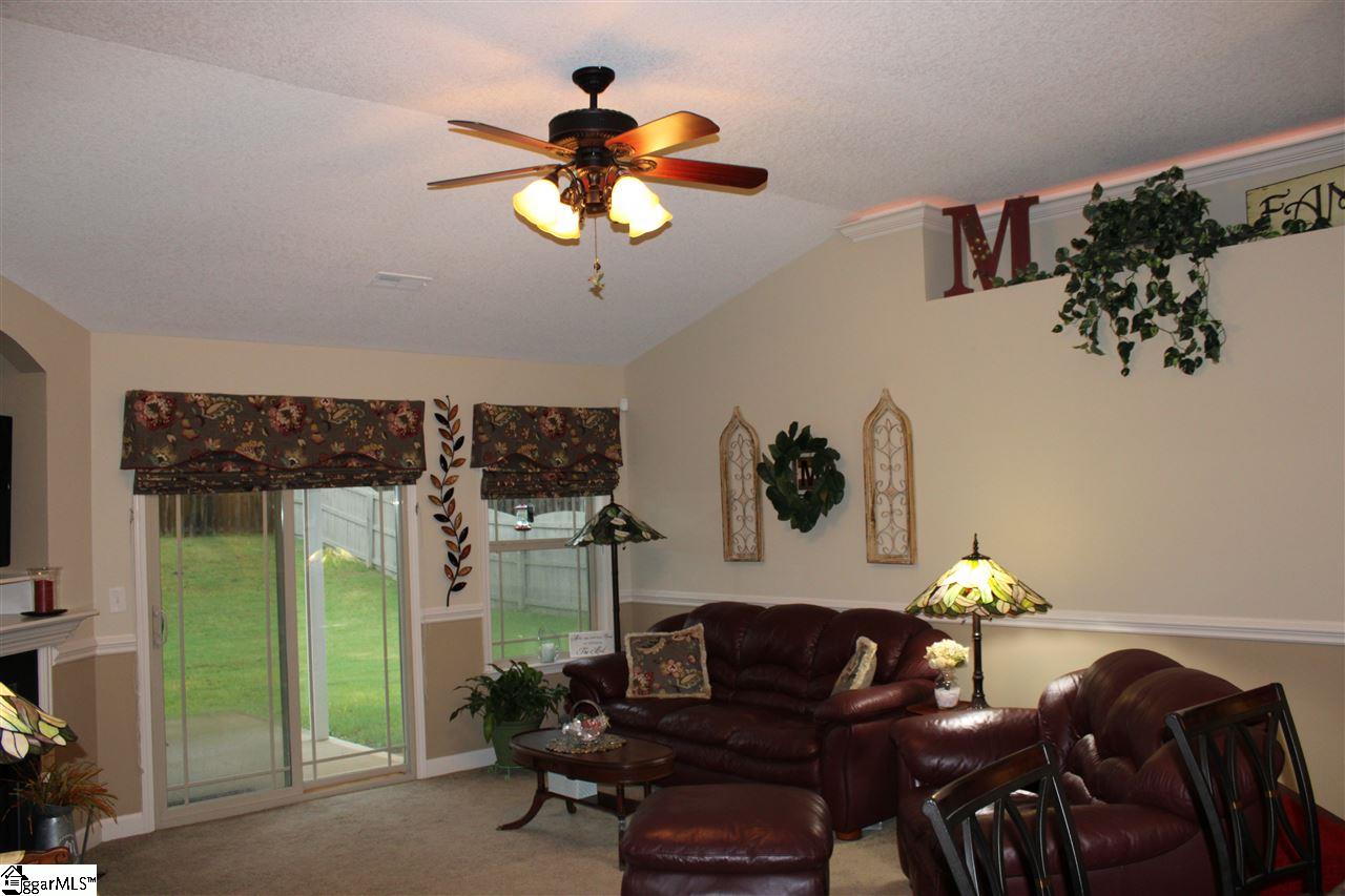 110 Wynbrook Way Boiling Springs, SC 29316 - Photo 2 of 12 Gallery Image 2