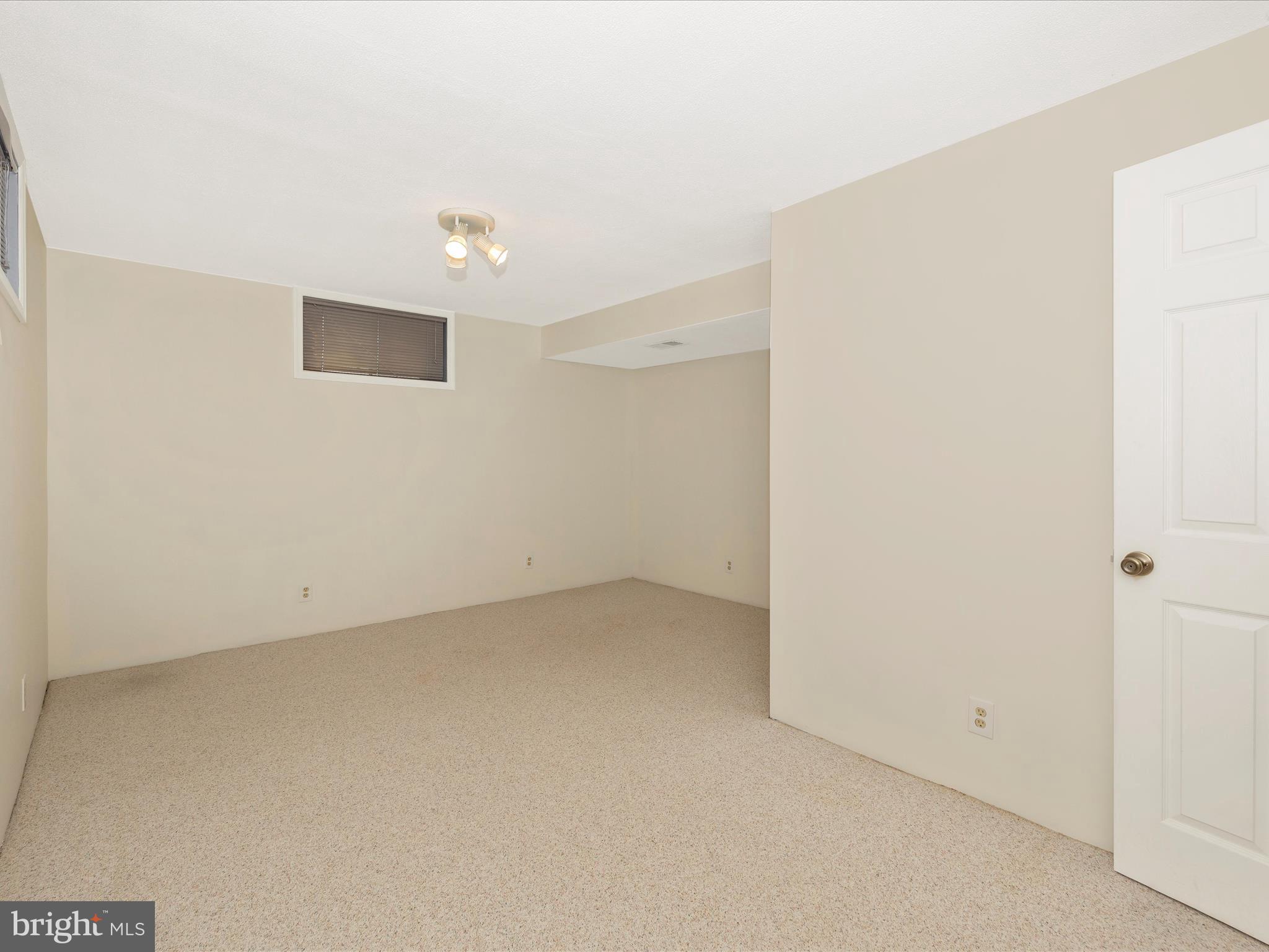 24217 Welsh Road Gaithersburg, MD 20882 - Photo 42 of 65 Bonus room for movies, music, office or guests