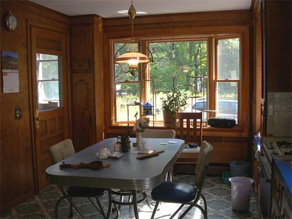 266 Dunstable Road Tyngsborough, MA 01879 - Photo 4 of 9