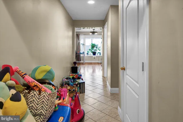 $549,900 | 12 Trimble Boulevard, Brookhaven, PA 19015