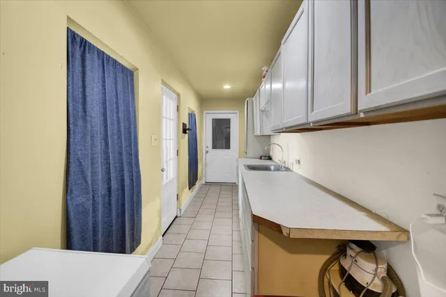 $549,900 | 12 Trimble Boulevard, Brookhaven, PA 19015