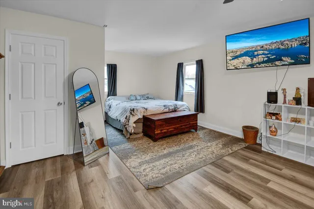 $549,900 | 12 Trimble Boulevard, Brookhaven, PA 19015