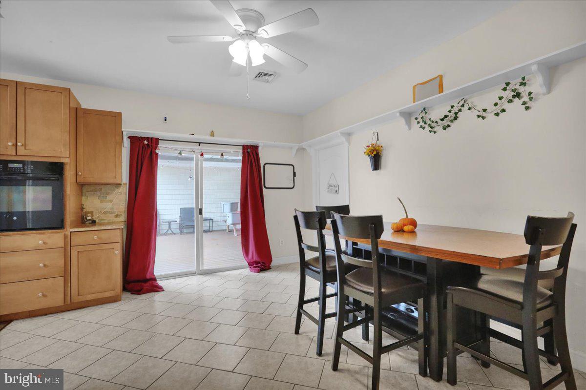 12 Trimble Boulevard Brookhaven, PA 19015 - Photo 5 of 34 Dining Area
