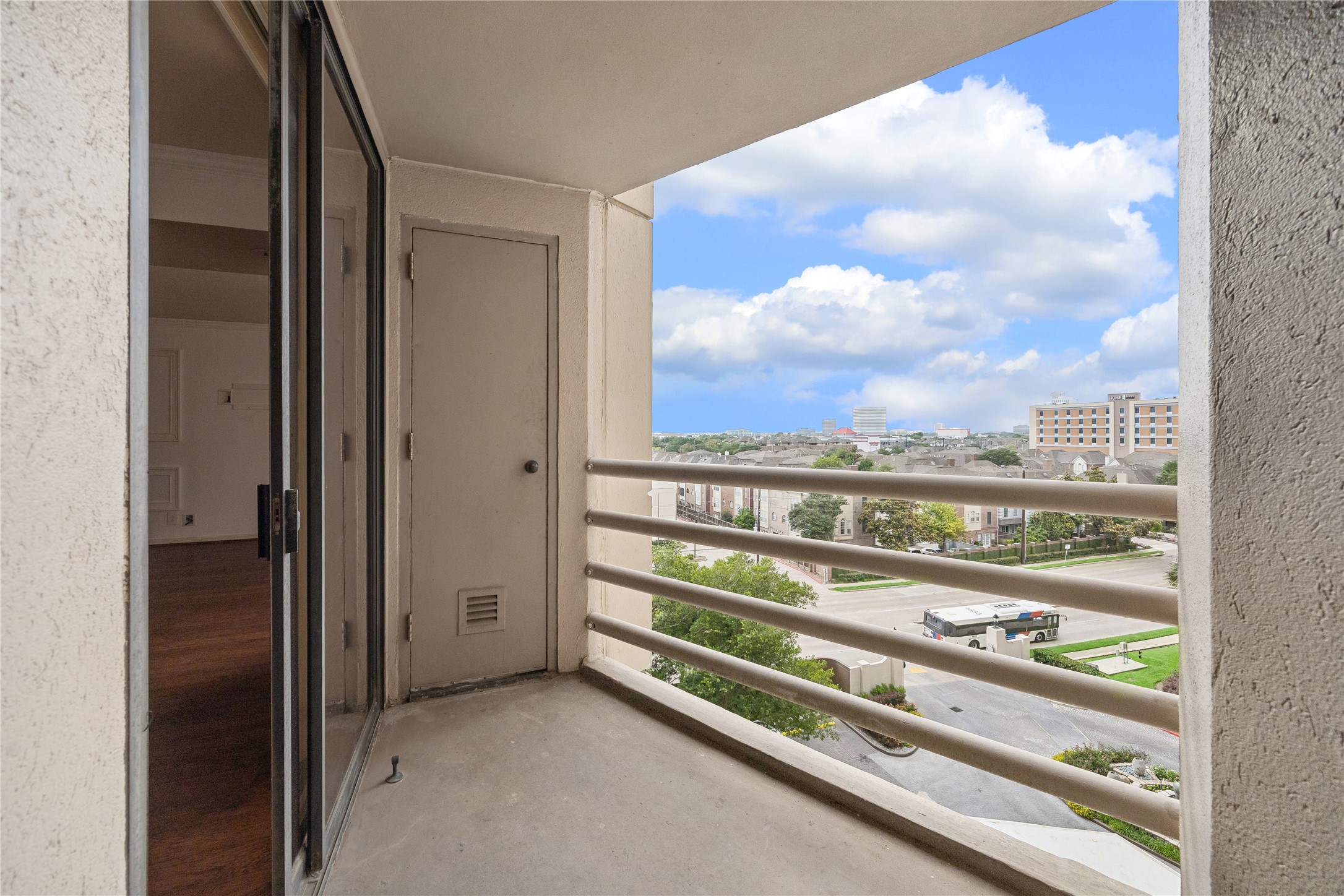 3525 Sage Road, Unit 713 Houston, TX 77056 - Photo 8 of 24