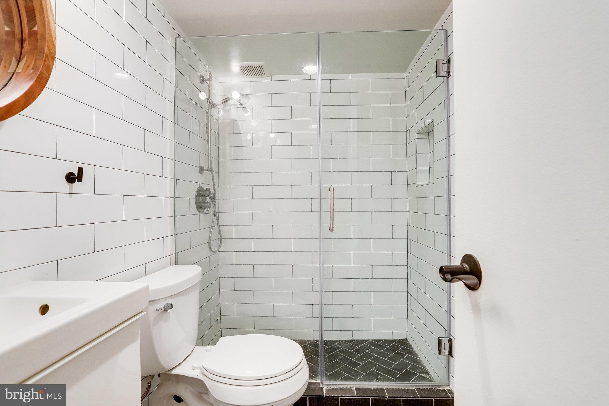520 N Street Southwest, Unit S318 Washington, DC 20024 - Photo 19 of 46 Bathroom