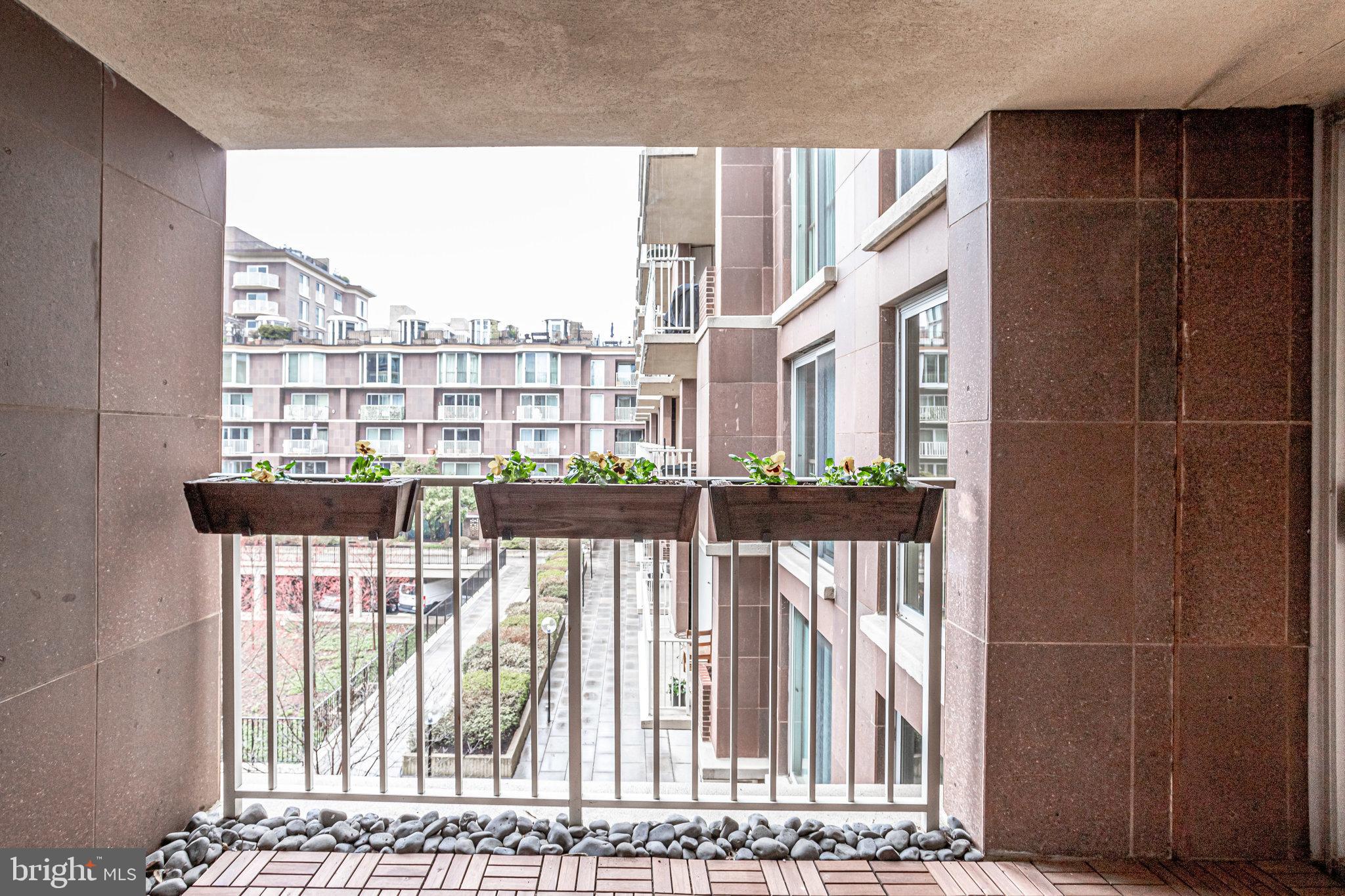 520 N Street Southwest, Unit S318 Washington, DC 20024 - Photo 5 of 46 Private balcony
