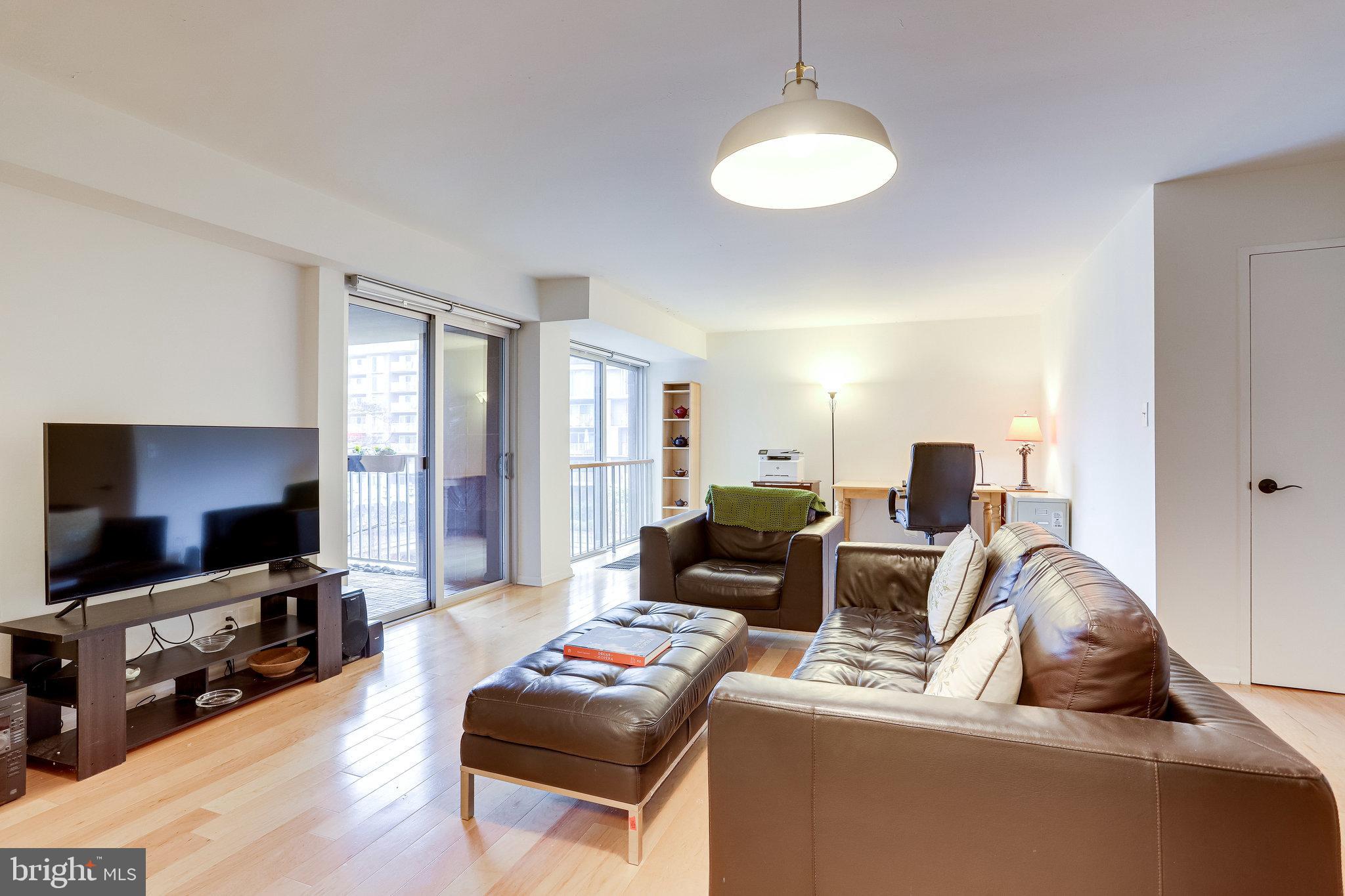 520 N Street Southwest, Unit S318 Washington, DC 20024 - Photo 9 of 47