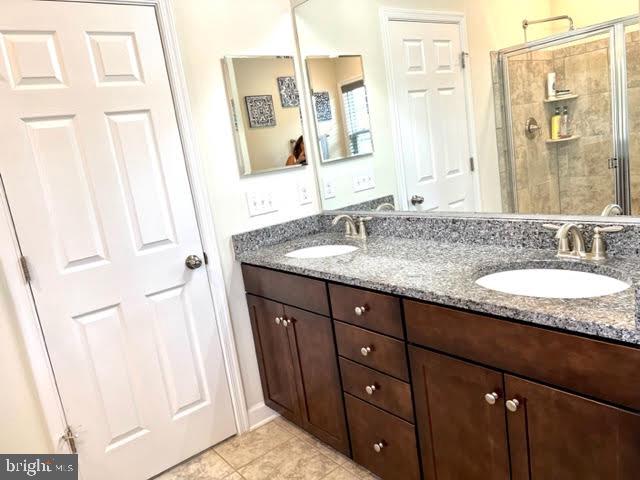 22276 Pinecroft Terrace Ashburn, VA 20148 - Photo 20 of 37