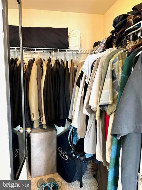 22276 Pinecroft Terrace Ashburn, VA 20148 - Photo 26 of 37