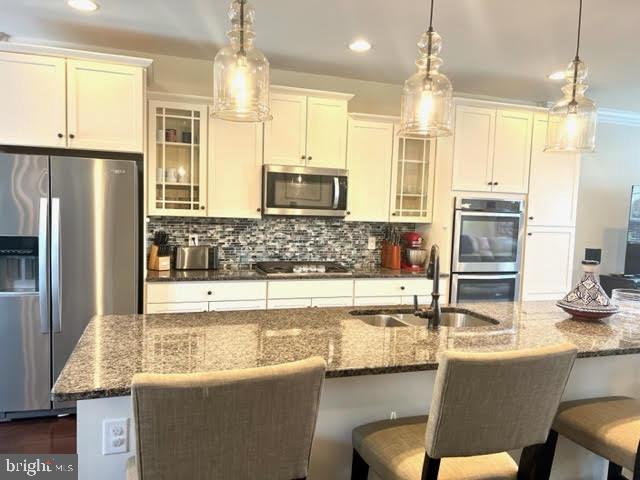 22276 Pinecroft Terrace Ashburn, VA 20148 - Photo 5 of 37