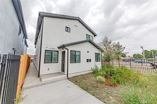 $1,119,000 | 10424 Graham Avenue, Los Angeles, CA 90002