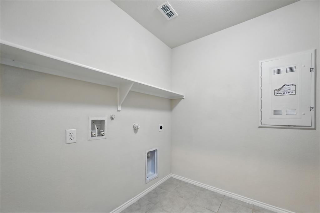 1611 Timpson Drive Forney, TX 75126 - Photo 11 of 36
