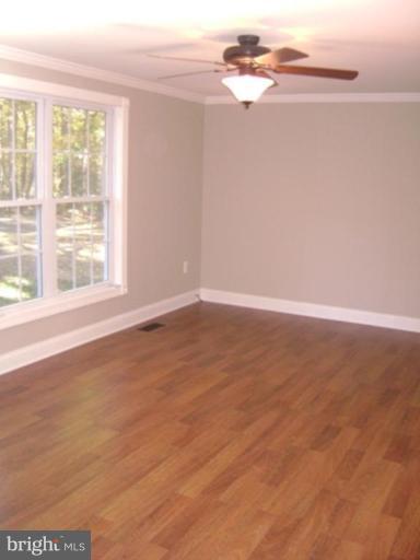 1243 Ridge Road Lusby, MD 20657 - Photo 3 of 7 Spacious living room!