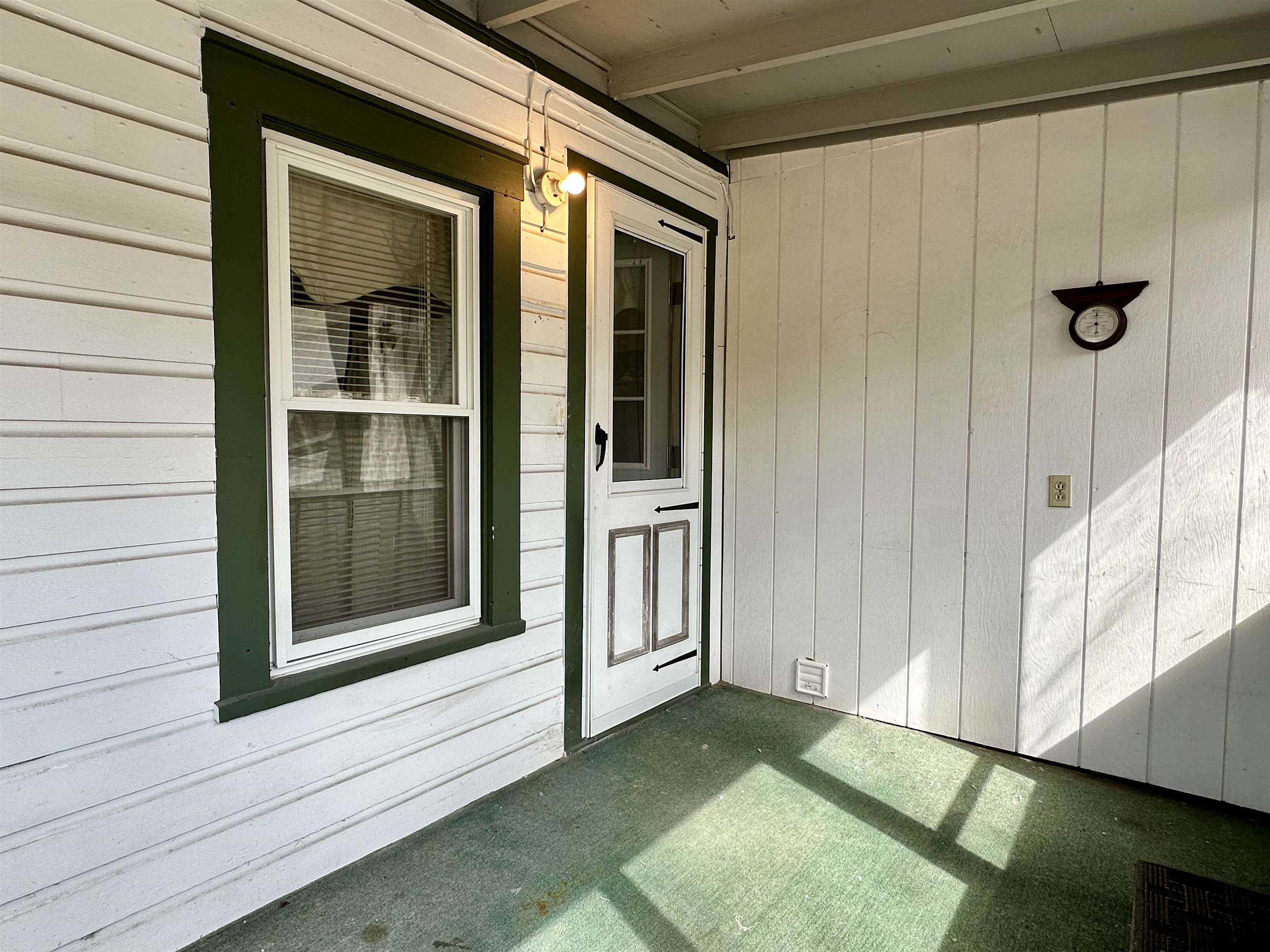 62 Hull Avenue Wallingford, VT 05773 - Photo 8 of 36