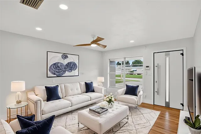 $394,000 | 832 Thalia Drive, Orlando, FL 32807