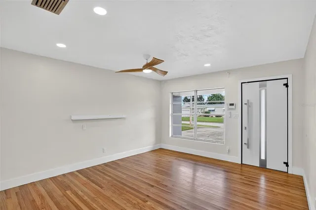 $394,000 | 832 Thalia Drive, Orlando, FL 32807