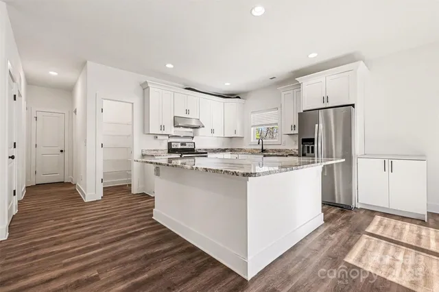 $590,000 | 1977 Ripple Rock Road, Fort Mill, SC 29715