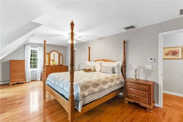 $855,000 | 113 Log Road, North Smithfield, RI 02830