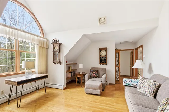 $855,000 | 113 Log Road, North Smithfield, RI 02830