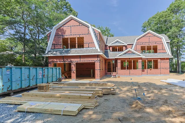 $3,595,000 | 640 Poponessett Road, Cotuit, MA 02635