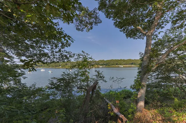 $3,595,000 | 640 Poponessett Road, Cotuit, MA 02635