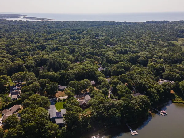 $3,595,000 | 640 Poponessett Road, Cotuit, MA 02635