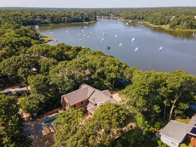 $3,595,000 | 640 Poponessett Road, Cotuit, MA 02635