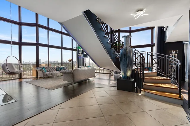 $799,900 | 3350 McCue Road, Unit 2404, Houston, TX 77056