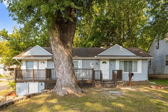 $140,000 | 1215 South Delaware, Independence, MO 64055