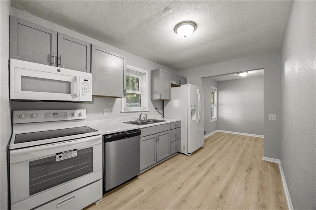 1215 South Delaware Independence, MO 64055 - Photo 5 of 18