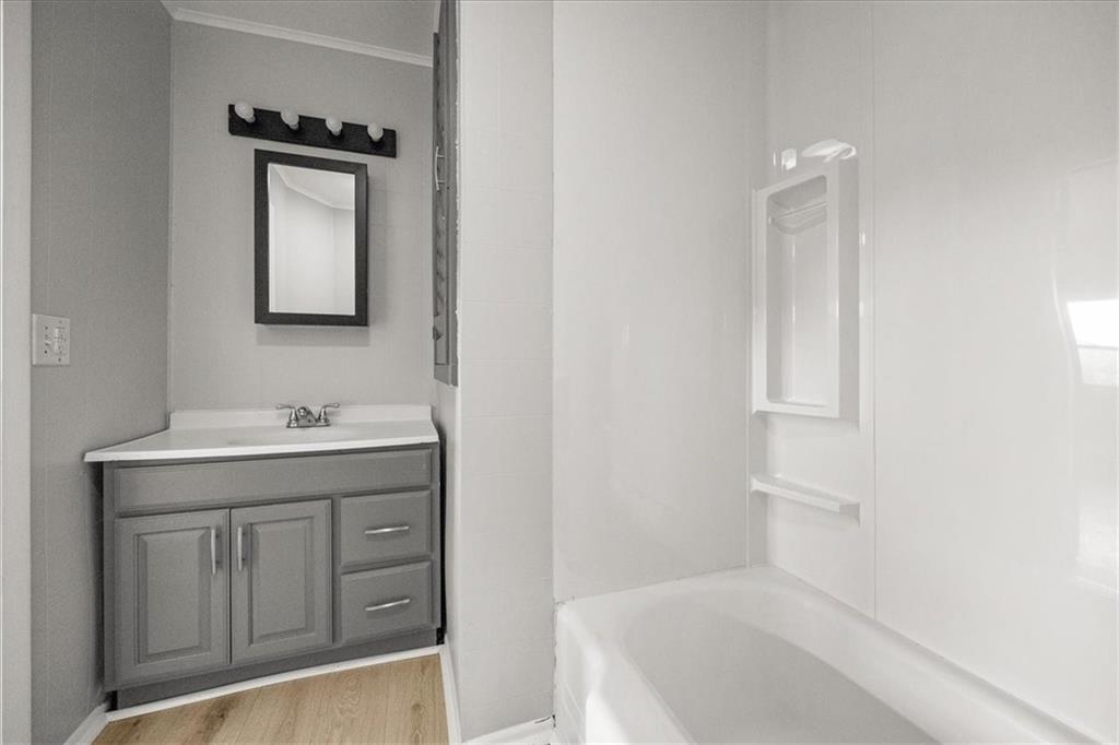 1215 South Delaware Independence, MO 64055 - Photo 10 of 18