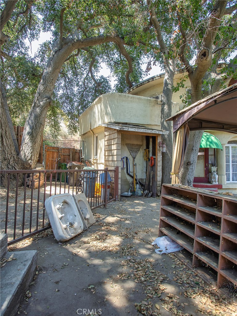 8618 La Tuna Canyon Road Sun Valley, CA 91352 - Photo 25 of 50 a view of a car park in front of house