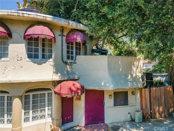 $699,996 | 8618 La Tuna Canyon Road, Sun Valley, CA 91352