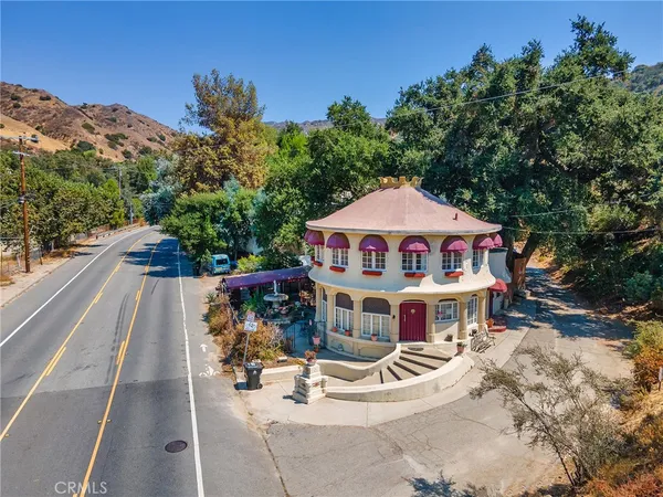 $699,996 | 8618 La Tuna Canyon Road, Sun Valley, CA 91352