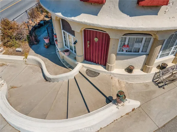 $699,996 | 8618 La Tuna Canyon Road, Sun Valley, CA 91352