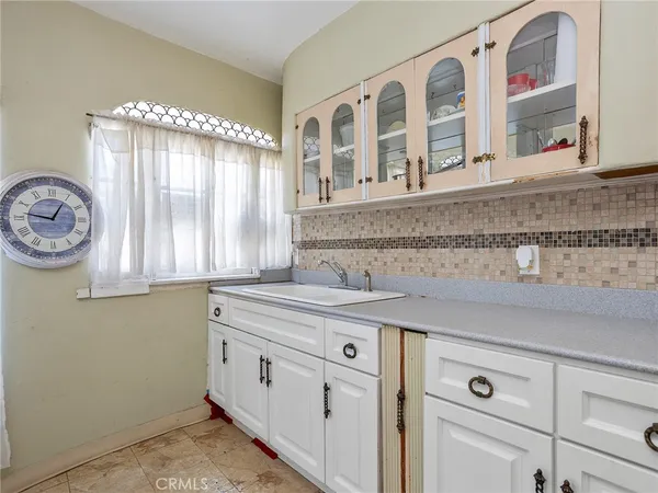 $699,996 | 8618 La Tuna Canyon Road, Sun Valley, CA 91352