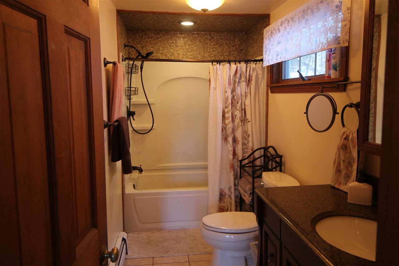 3 Jefferson Avenue Rochester, NH 03867 - Photo 17 of 39
