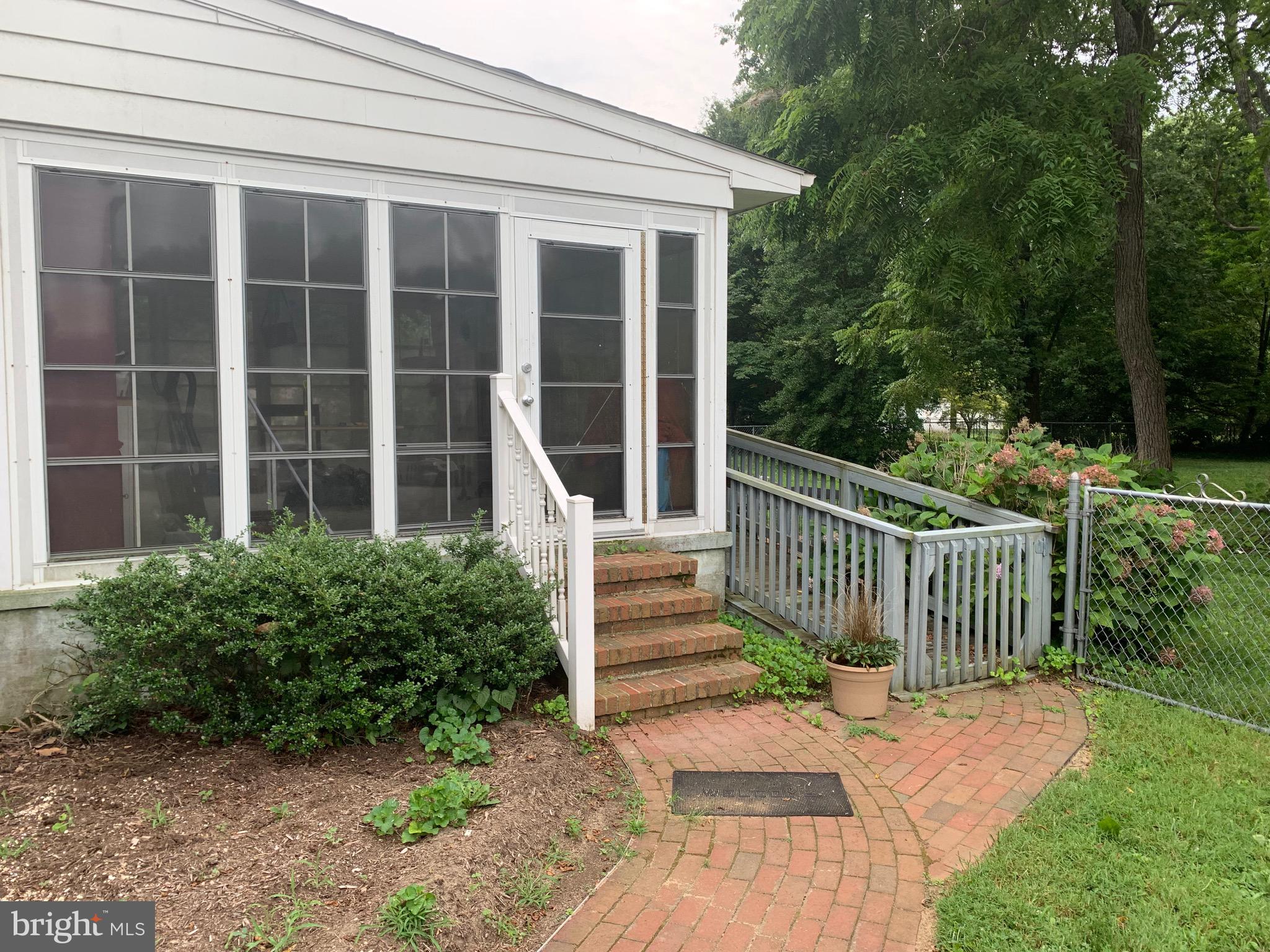 304 Truslow Road Chestertown, MD 21620 - Photo 28 of 55 Florida Room Entrance