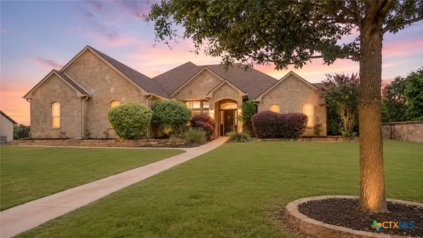 $950,000 | 407 Creekside Drive, Salado, TX 76571