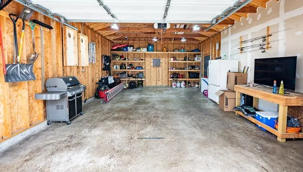 $314,999 | 8141 Grace Place, Highland, IN 46322
