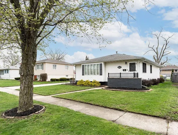 $314,999 | 8141 Grace Place, Highland, IN 46322