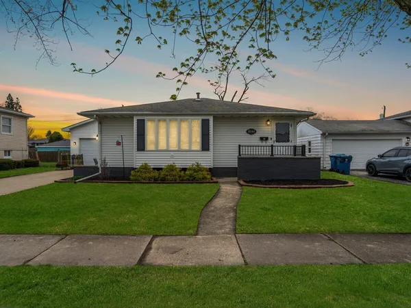 $314,999 | 8141 Grace Place, Highland, IN 46322